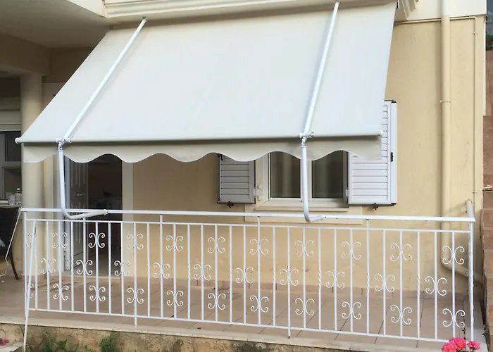 Sunny Appartement Svoronata