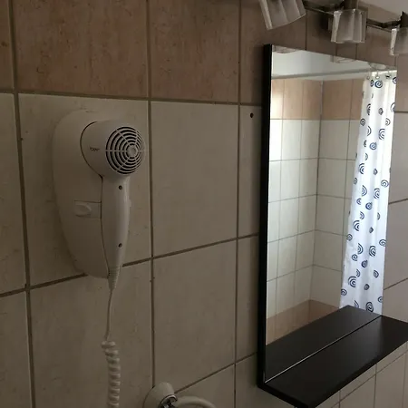 Sunny Свороната